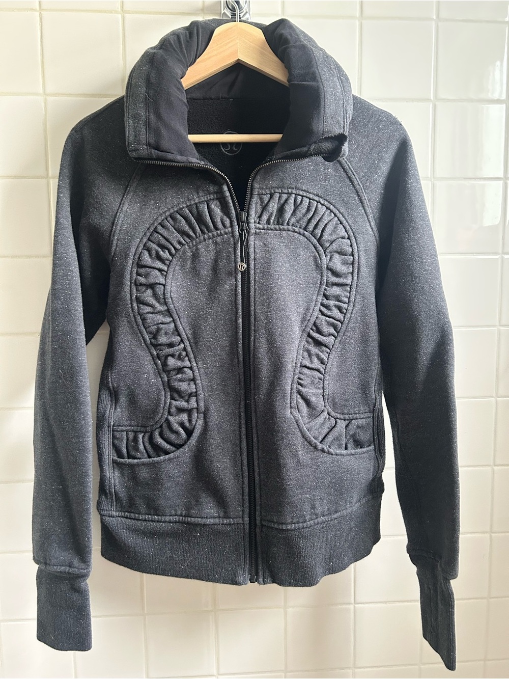 Lululemon Athletica Women’s Cuddle Up Ruffle-Trim Zip Jacket